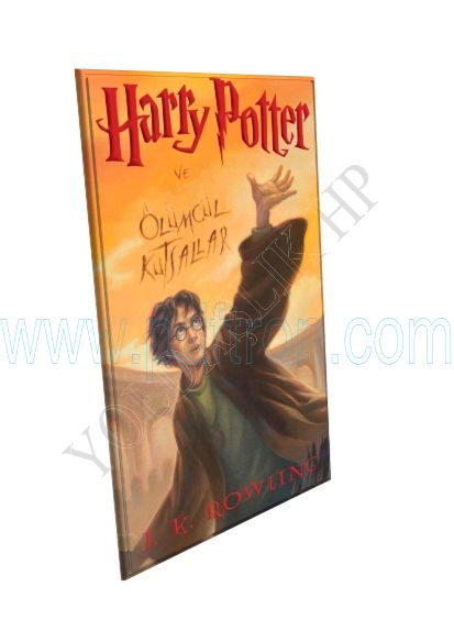 Cover of Harry Potter - Olumcul Kutsallar.pdf